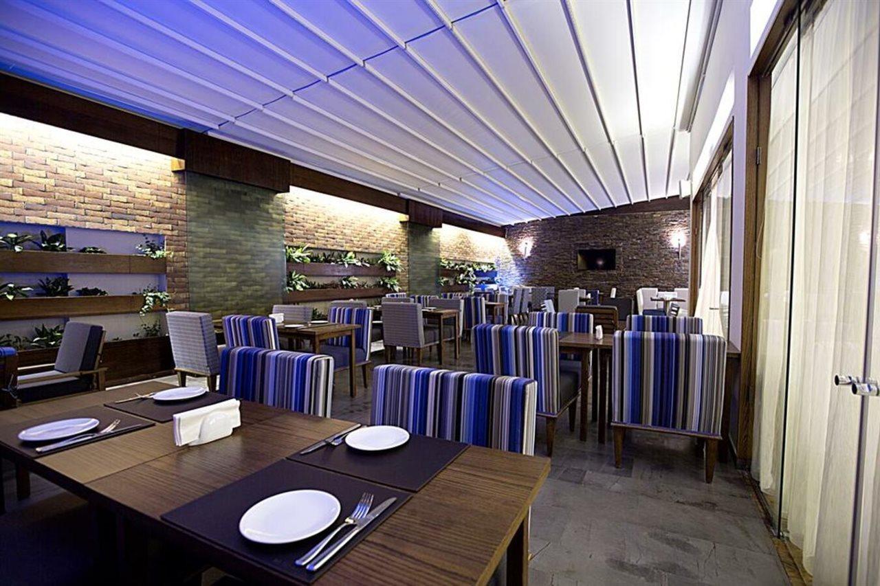 The J Hotel & Spa Бейрут Екстериор снимка