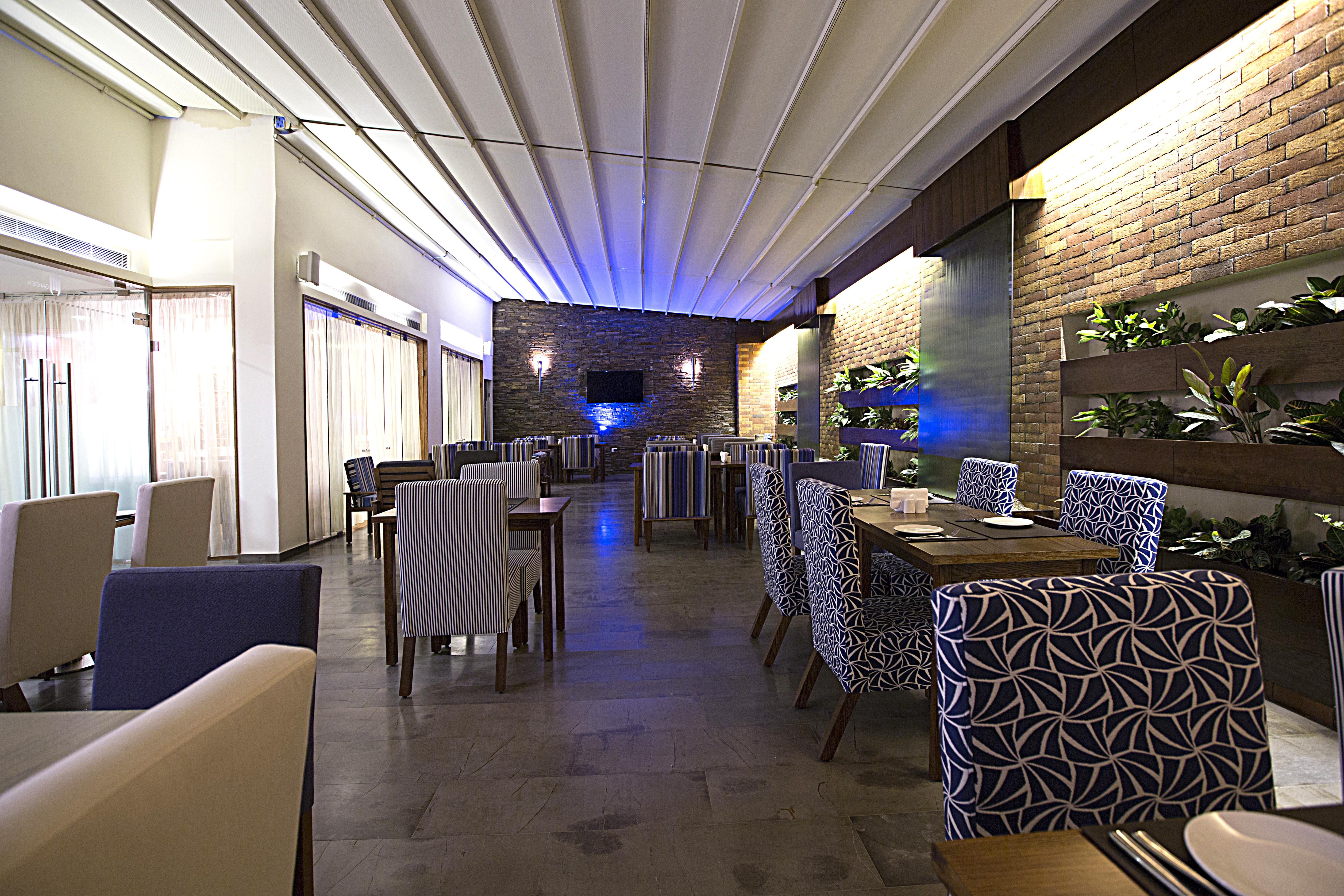 The J Hotel & Spa Бейрут Екстериор снимка