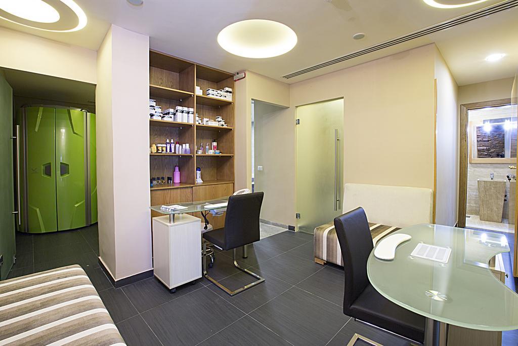 The J Hotel & Spa Бейрут Екстериор снимка