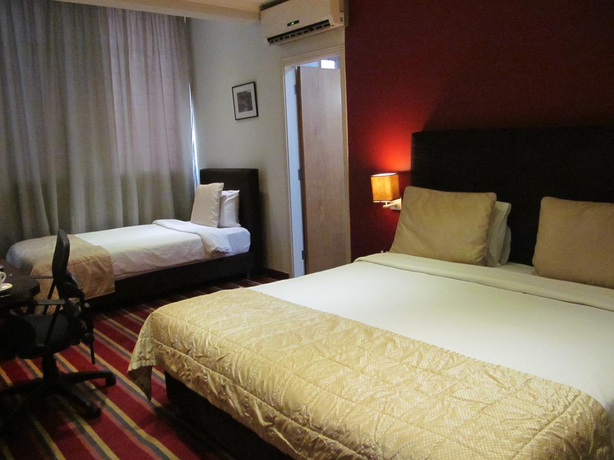 The J Hotel & Spa Бейрут Екстериор снимка