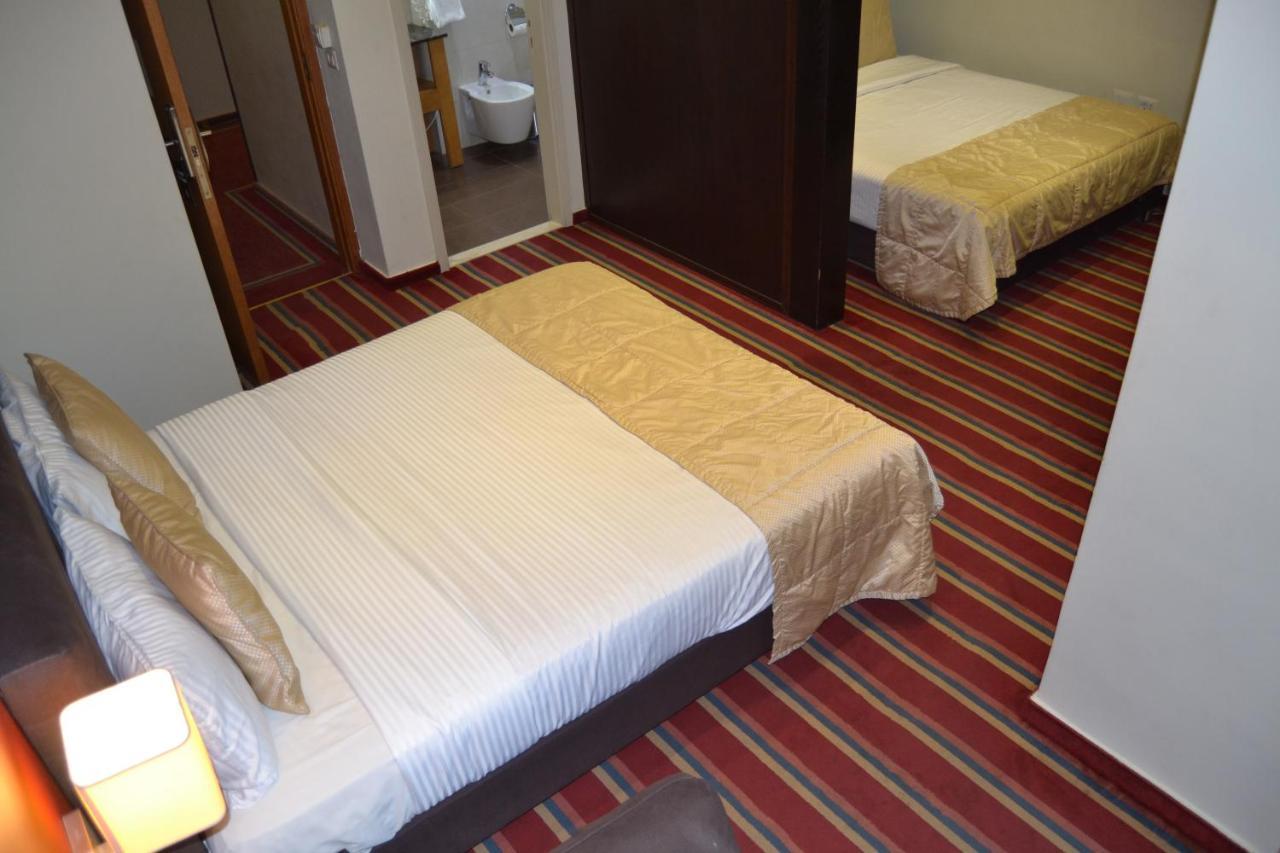 The J Hotel & Spa Бейрут Екстериор снимка
